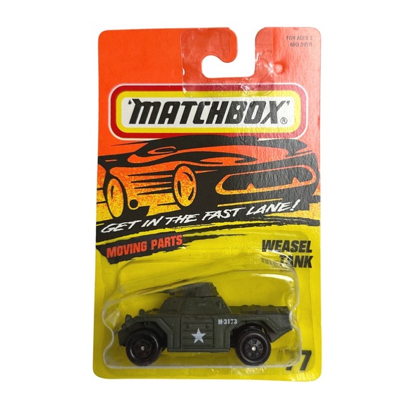 MATCHBOX Other - Matchbox Moving Parts Weasel Tank #77 Vintage 1995 Green Military Diecast NIB